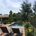 Alojamento de Acomodação e Pequeno-almoço La Du Golf - D Hôtes