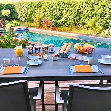 La Du Golf - D Hôtes Alojamento de Acomodação e Pequeno-almoço