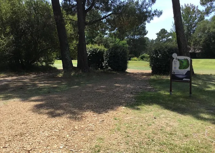 La Du Golf - D Hotes 4* Gujan-Mestras