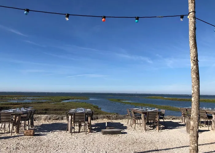 La Du Golf Couette-café 4*